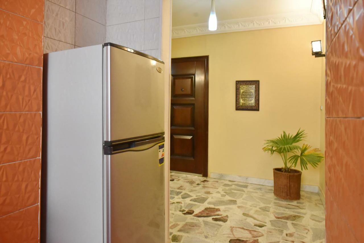Two-Bedroom Apartment At Mohamed Farid Street Kairo Exterior foto