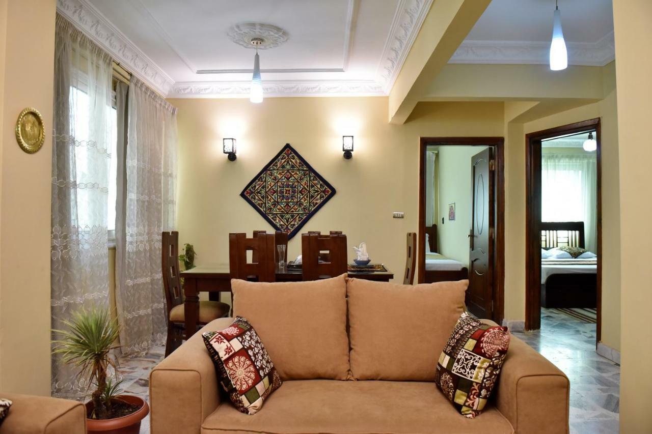 Two-Bedroom Apartment At Mohamed Farid Street Kairo Exterior foto