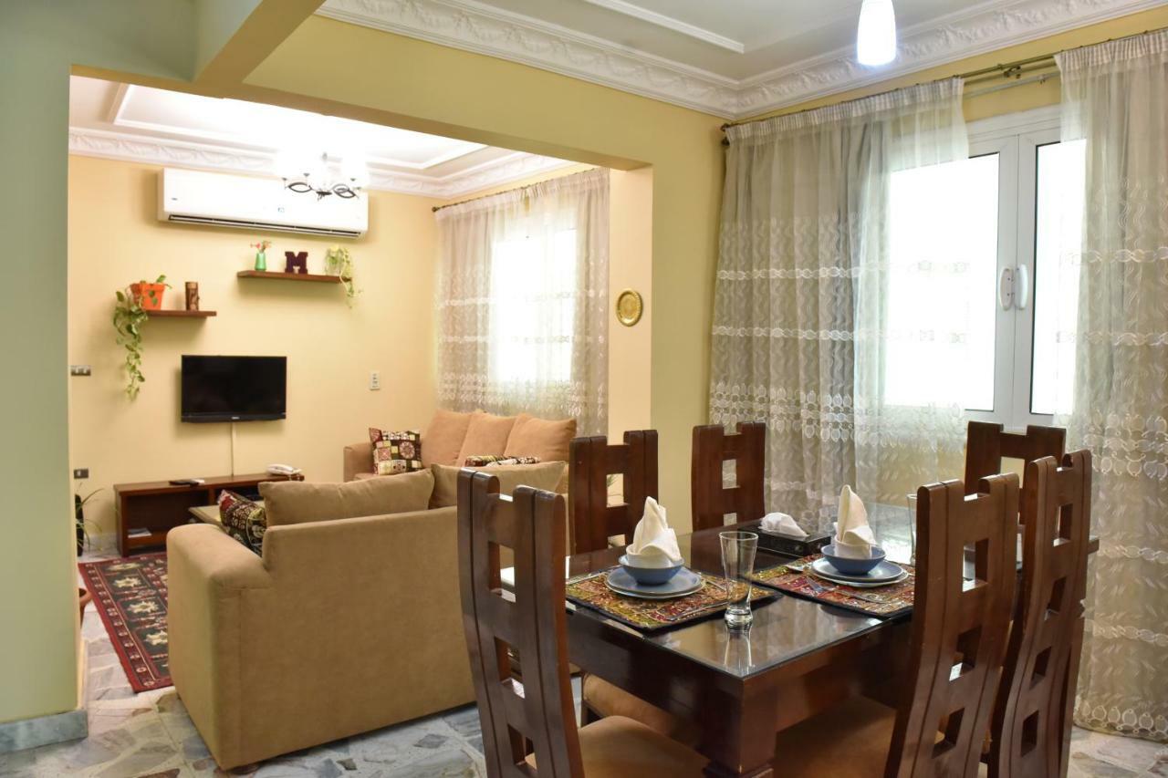 Two-Bedroom Apartment At Mohamed Farid Street Kairo Exterior foto