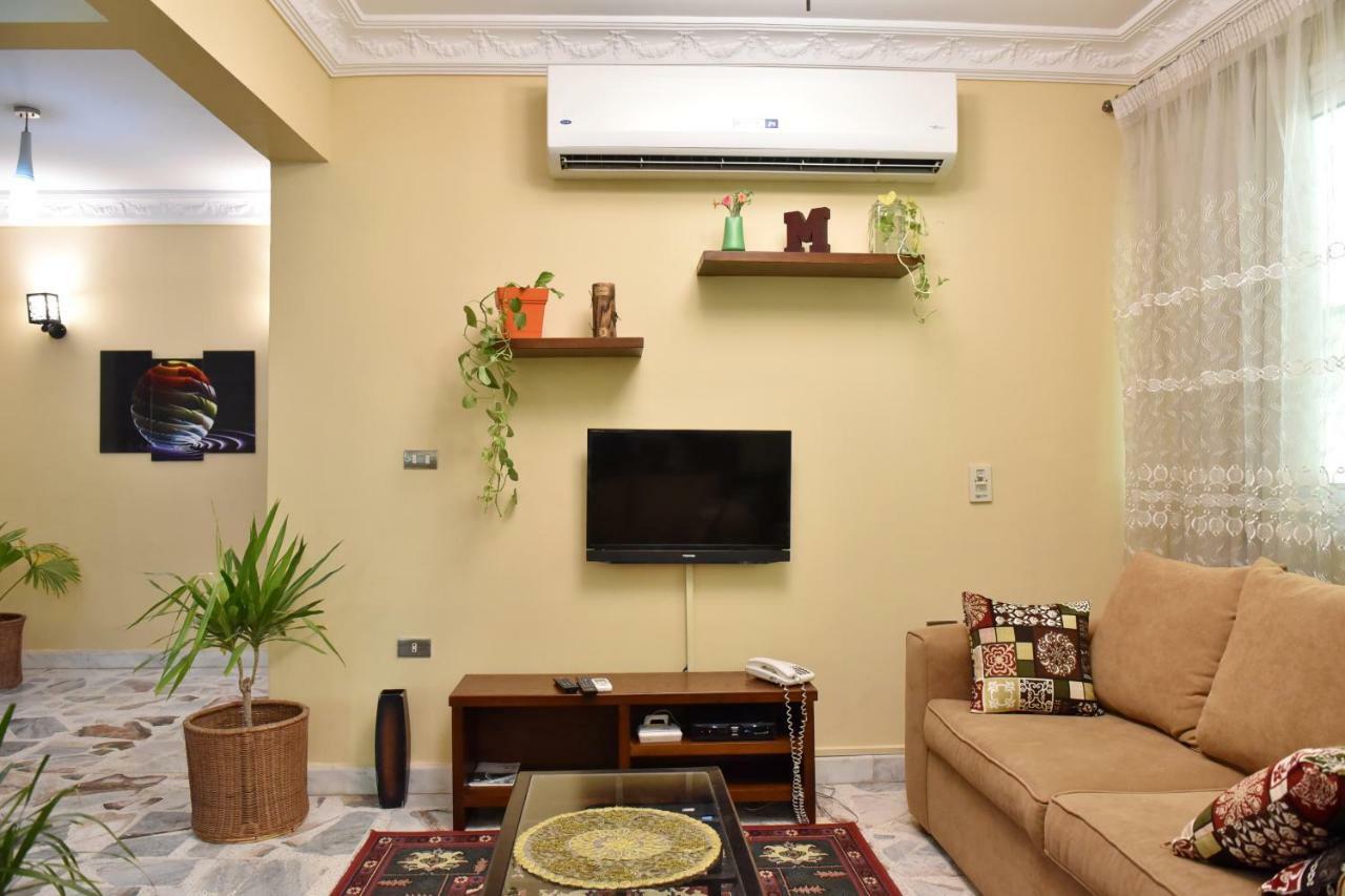 Two-Bedroom Apartment At Mohamed Farid Street Kairo Exterior foto